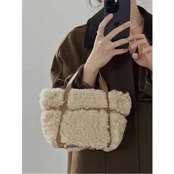 Дамски чанта от изкуствена кожа, тканая чанта от вълна от овце, луксозни чанти през рамо, дамски модни зимни чанта с горната дръжка голям капацитет